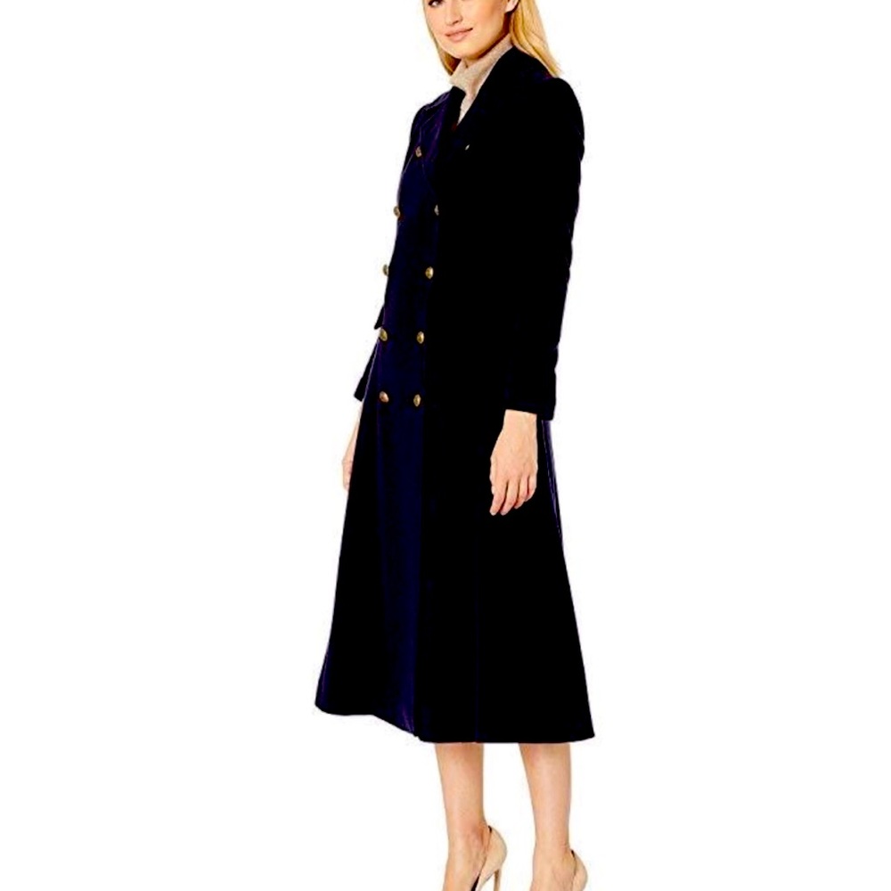 Lauren Ralph Lauren. Extra buttons included. - Picture 2 of 7